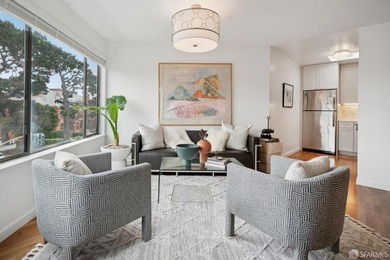 Sophisticated and modern living is offered in this Marina - photo 3