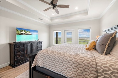 Charming coastal retreat offering 3 bedrooms and 2.5 bathrooms - photo 22