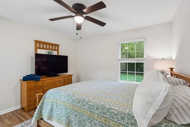 Welcome to 1036 Oakcrest Drive, a beautifully maintained home - photo 22