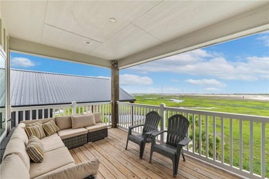 Charming coastal retreat offering 3 bedrooms and 2.5 bathrooms - photo 28
