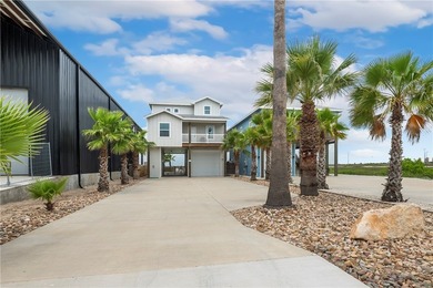 Charming coastal retreat offering 3 bedrooms and 2.5 bathrooms - photo 31