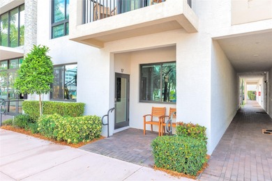 (private lake, pond, coastal) Condo For Sale in Doral Florida