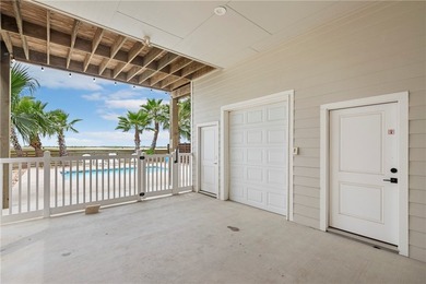 Charming coastal retreat offering 3 bedrooms and 2.5 bathrooms - photo 32