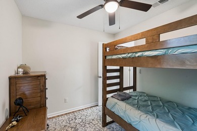 Welcome to 1036 Oakcrest Drive, a beautifully maintained home - photo 33