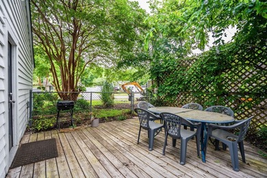 Welcome to 1036 Oakcrest Drive, a beautifully maintained home - photo 39