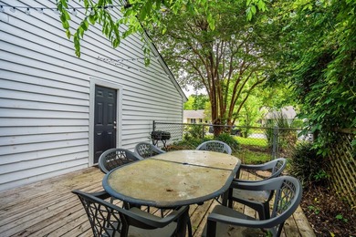 Welcome to 1036 Oakcrest Drive, a beautifully maintained home - photo 40
