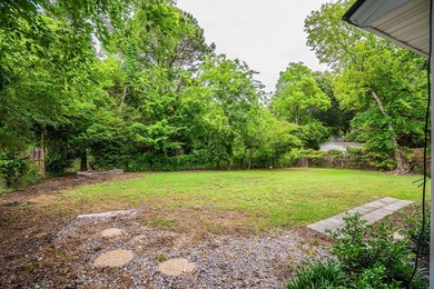 Welcome to 1036 Oakcrest Drive, a beautifully maintained home - photo 42