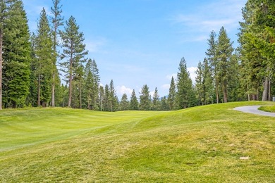 Wake up to views of Osprey Meadows' renowned 12th green from - photo 45