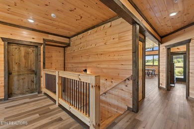 ****WOW WOW WOW*** Sold turnkey and fully furnished, this - photo 49