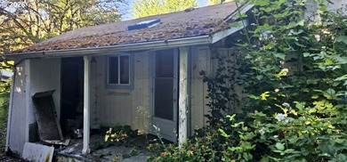 Additional listing photo 1