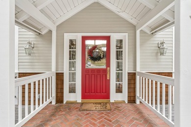 Welcome to an exceptional golf course frontage home set along - photo 10