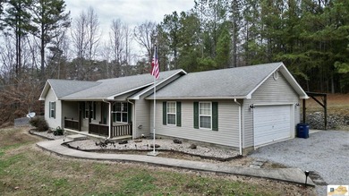 (private lake, pond, creek) Home For Sale in Jamestown Kentucky