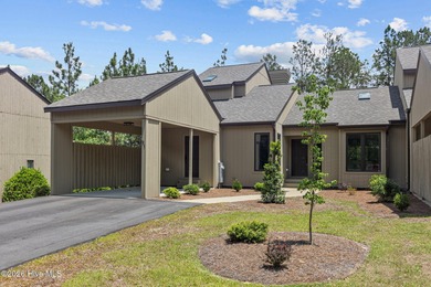 Horse Creek Lake Townhome/Townhouse For Sale in Pinehurst North Carolina