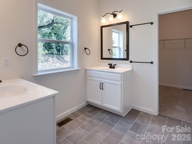 Discover the peaceful charm of Edgewater on Lake Tillery, a - photo 11