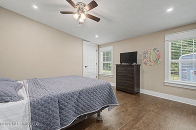 Country living at its finest! Nestled on 3.1 beautiful acres - photo 14