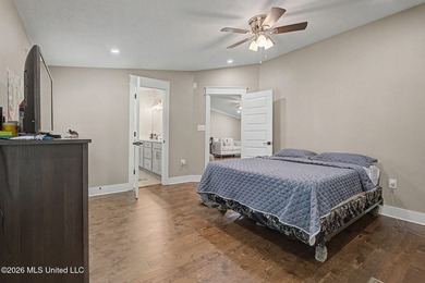 Country living at its finest! Nestled on 3.1 beautiful acres - photo 15