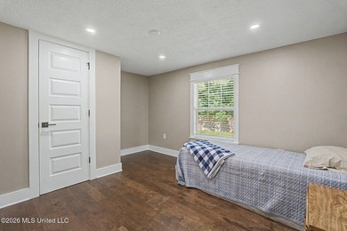 Country living at its finest! Nestled on 3.1 beautiful acres - photo 19