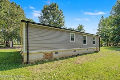 Country living at its finest! Nestled on 3.1 beautiful acres - photo 21