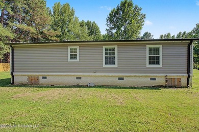 Country living at its finest! Nestled on 3.1 beautiful acres - photo 22