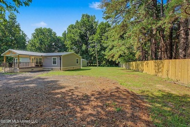 Country living at its finest! Nestled on 3.1 beautiful acres - photo 25