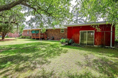 Welcome to 1872 Marion Street in Georgetown, SC, a spacious - photo 26
