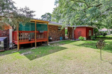 Welcome to 1872 Marion Street in Georgetown, SC, a spacious - photo 27