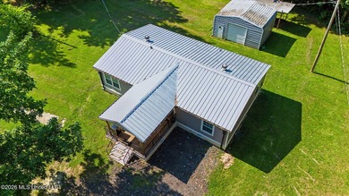 Country living at its finest! Nestled on 3.1 beautiful acres - photo 27