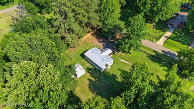 Country living at its finest! Nestled on 3.1 beautiful acres - photo 28