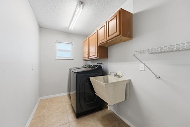 This CBS Pool Home has it All ! Centrally located with easy - photo 32