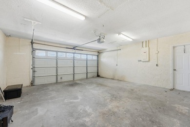 This CBS Pool Home has it All ! Centrally located with easy - photo 33