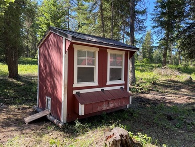 Incredibly private 10 acres with a lovely mix of meadow and - photo 35