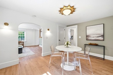 Welcome to this meticulously renovated four-bedroom Colonial - photo 9
