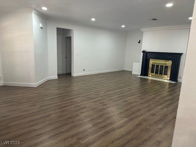 Beautiful Condo in the heart of Las Vegas Valley. Only two unit