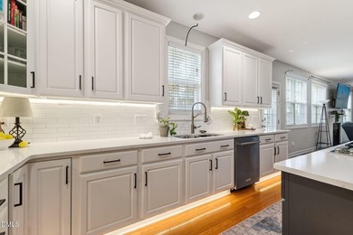 Recently Reduced!!! Located in the best neighborhood in - photo 6