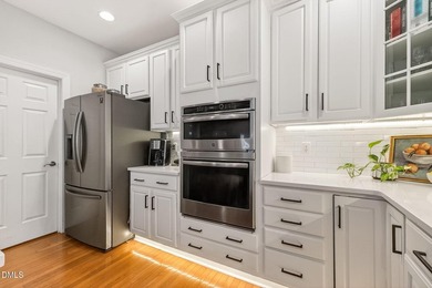 Recently Reduced!!! Located in the best neighborhood in - photo 8