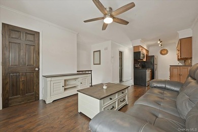 Welcome to your slice of paradise! This fabulous corner-unit - photo 11