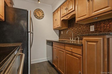 Welcome to your slice of paradise! This fabulous corner-unit - photo 12