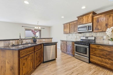 Nestled in the highly sought-after Badger Mountain Village - photo 12