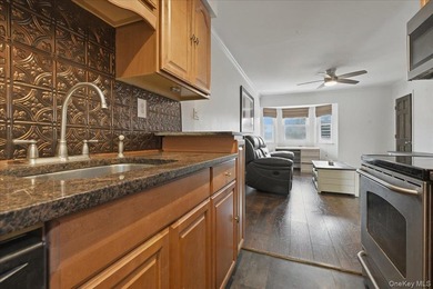 Welcome to your slice of paradise! This fabulous corner-unit - photo 16