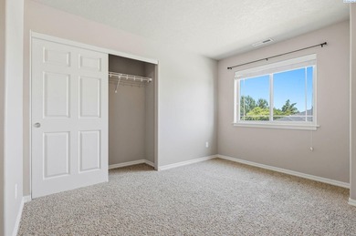Nestled in the highly sought-after Badger Mountain Village - photo 16