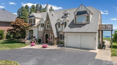 Timeless elegance meets modern luxury in this stunning 4,500 sq - photo 6