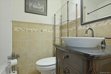 Welcome to your slice of paradise! This fabulous corner-unit - photo 17