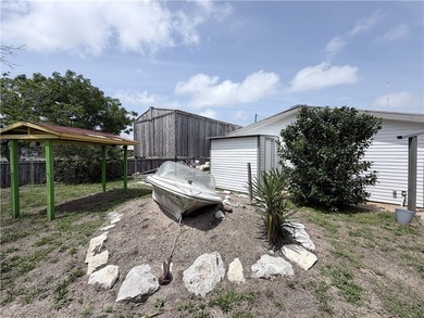 Situated on 2 lots, this beautifully maintained 2-bedroom - photo 29