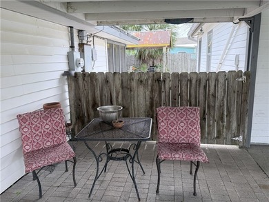 Situated on 2 lots, this beautifully maintained 2-bedroom - photo 30