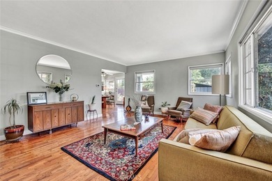 1135 W 10th St - photo 3