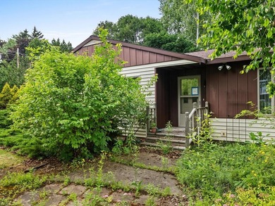 This well-built, one-owner 3-bedroom, 2-bath ranch features - photo 1