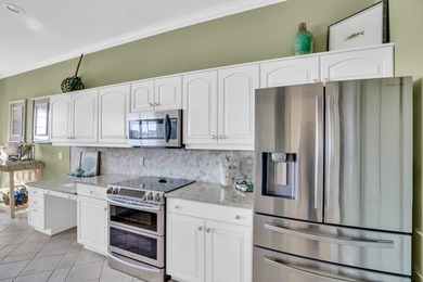 Fabulous GH Waterfront pool home with dock and Casita. Stunning - photo 11