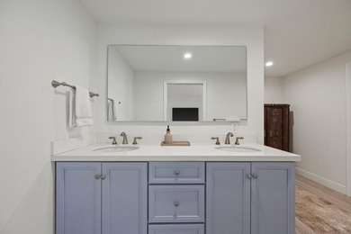 This stunning 3-bedroom, 3.1-bath Golf Cottage has been - photo 13