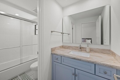 This stunning 3-bedroom, 3.1-bath Golf Cottage has been - photo 17