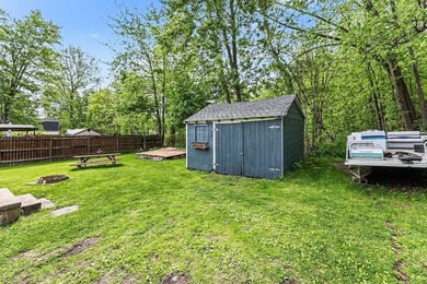 Great updated cottage with access to Patterson Lake and the - photo 19